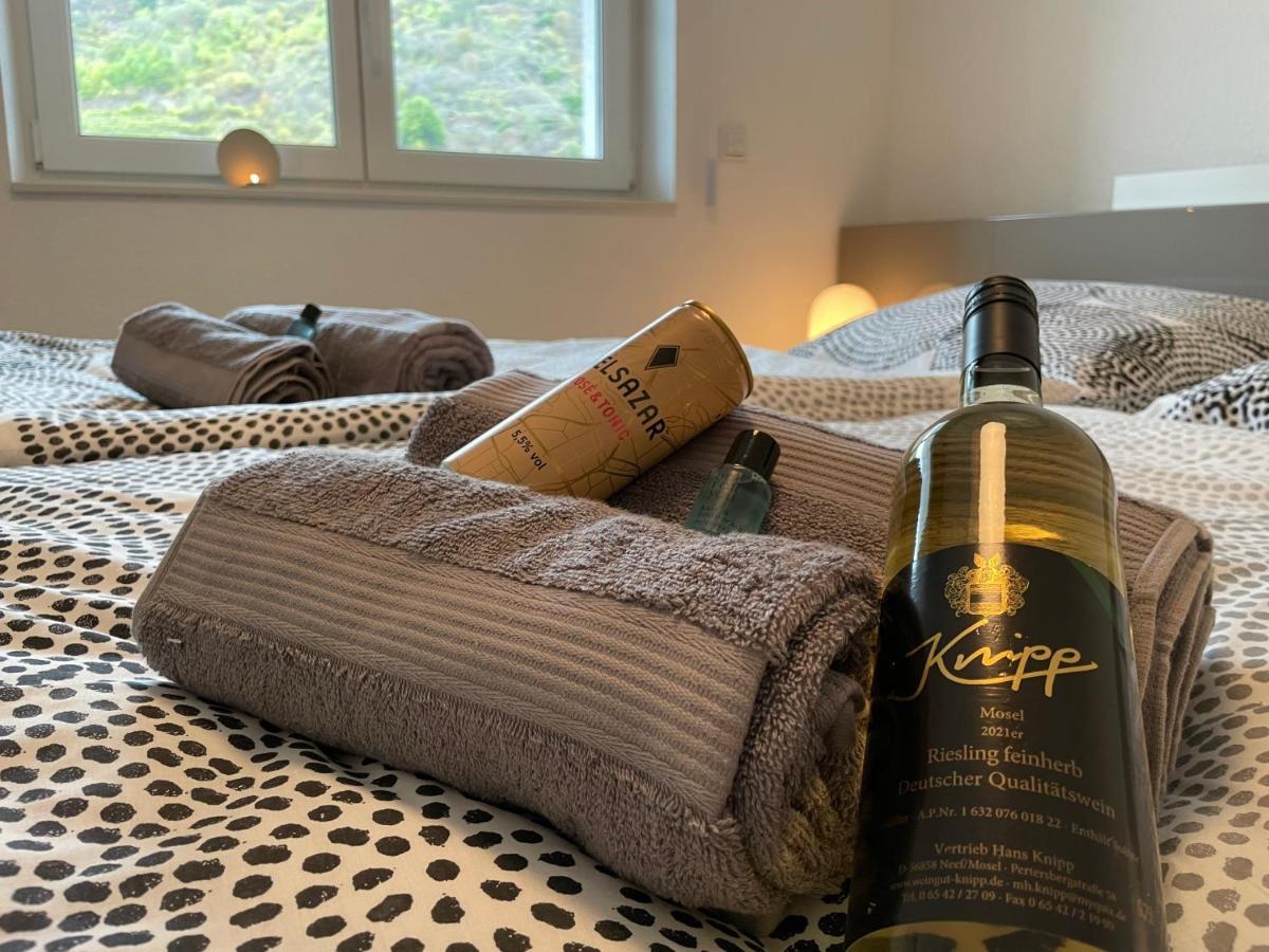 Moselpromenade Villa Moselufer, Panorama & Burg Cochem Blick, Netflix, Balkon Luaran gambar
